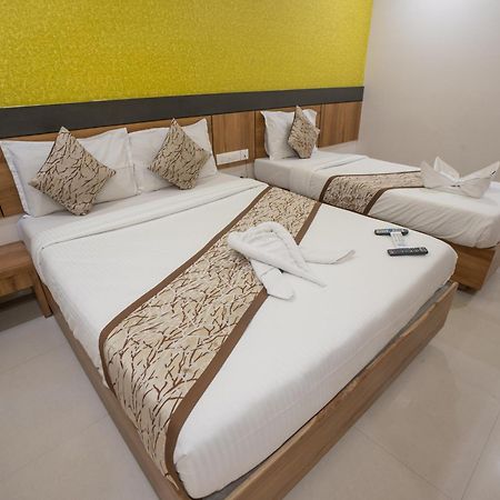 Grand Oliver Chennai Esterno foto