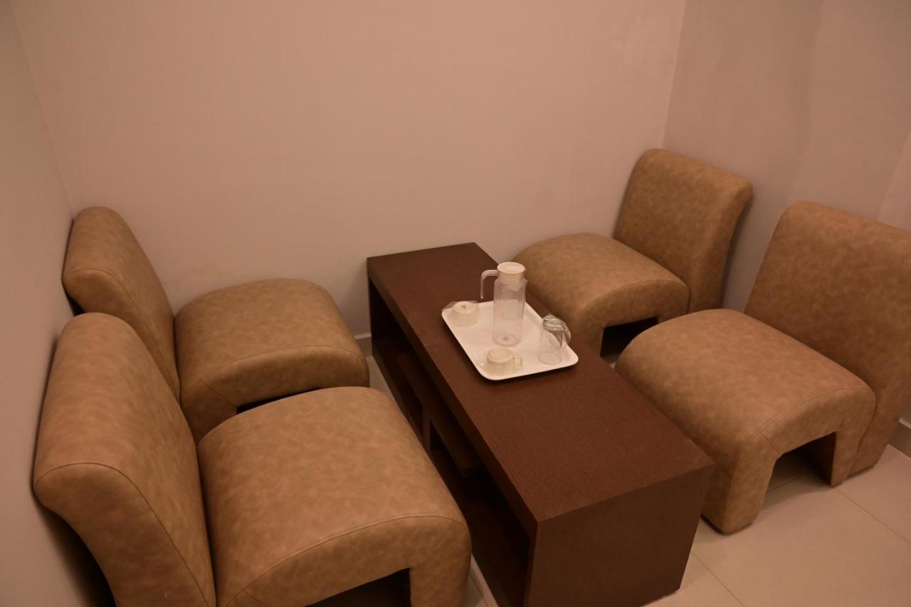 Grand Oliver Chennai Esterno foto
