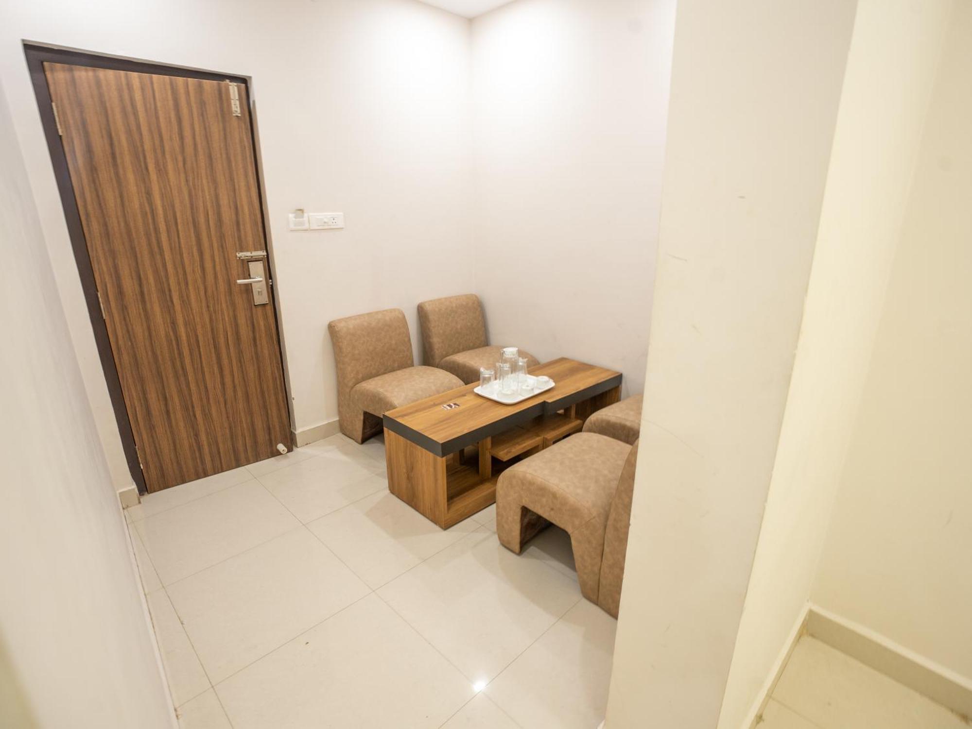 Grand Oliver Chennai Esterno foto