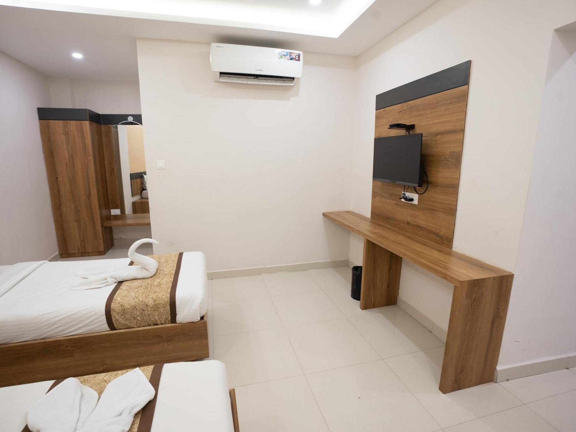 Grand Oliver Chennai Esterno foto
