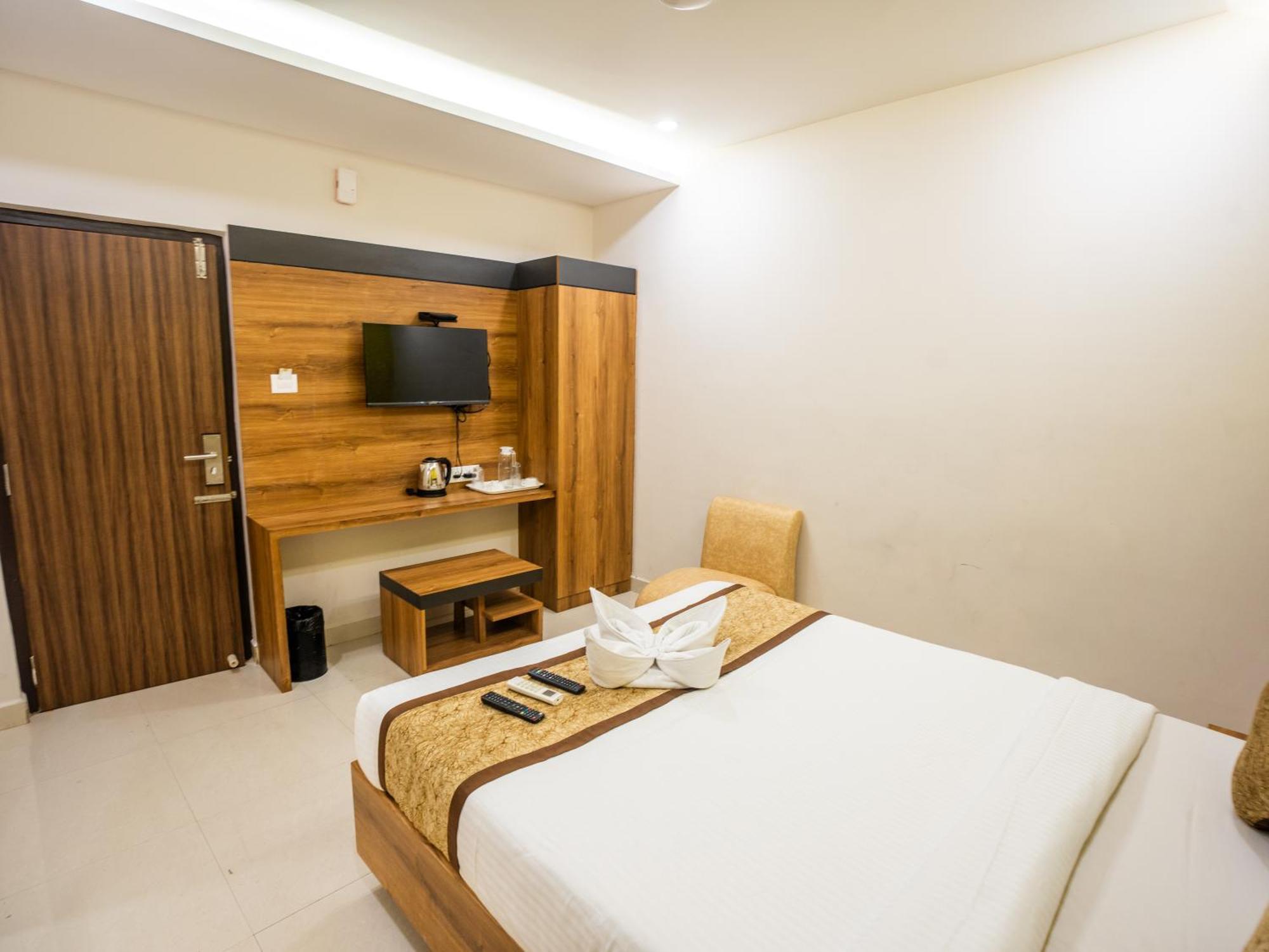 Grand Oliver Chennai Esterno foto