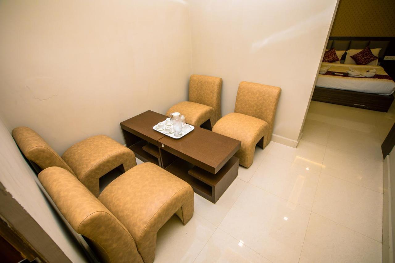 Grand Oliver Chennai Esterno foto