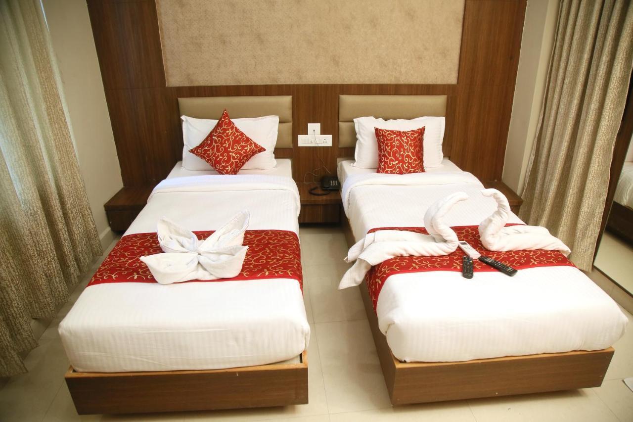 Grand Oliver Chennai Esterno foto