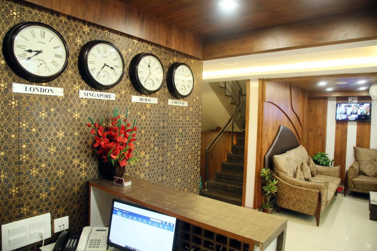 Grand Oliver Chennai Esterno foto