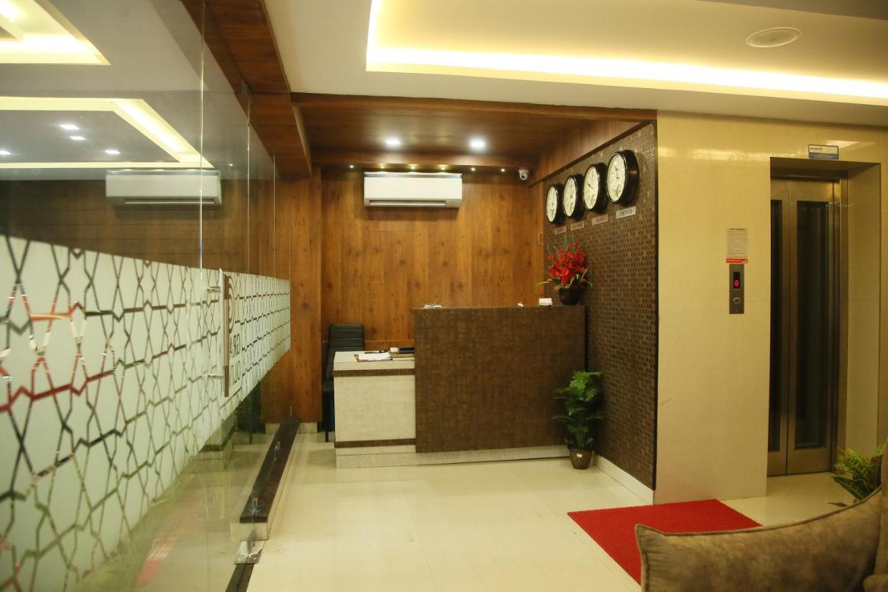 Grand Oliver Chennai Esterno foto