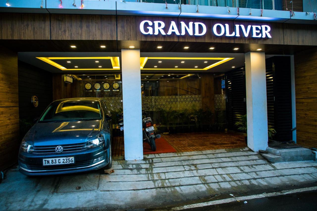 Grand Oliver Chennai Esterno foto